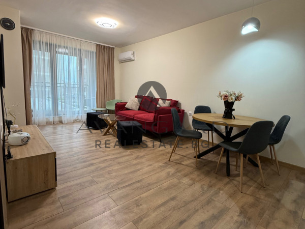 Двустаен с паркомясто в цената