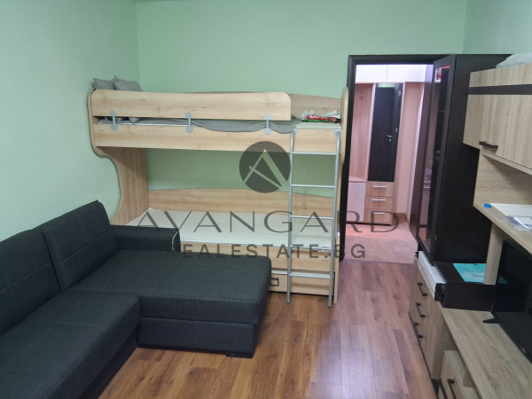 One-room furnished / South