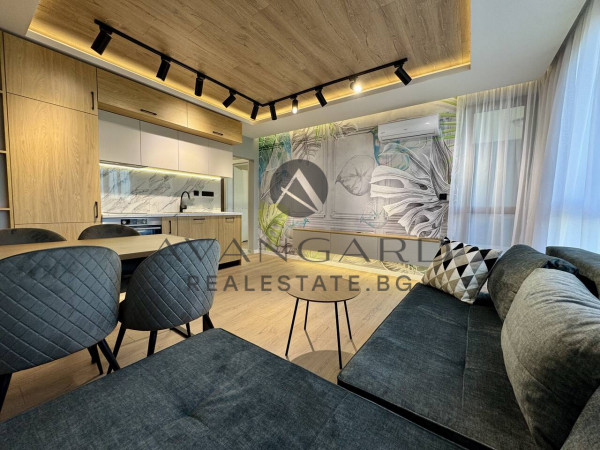 Луксозен двустаен с АКТ 16