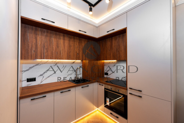 ЛУКСОЗЕН ДВУСТАЕН С АКТ 16