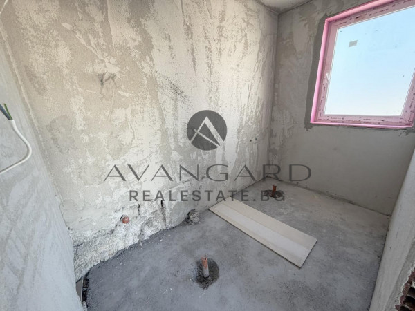 BEFORE ACT 16! Four-room Ostromila