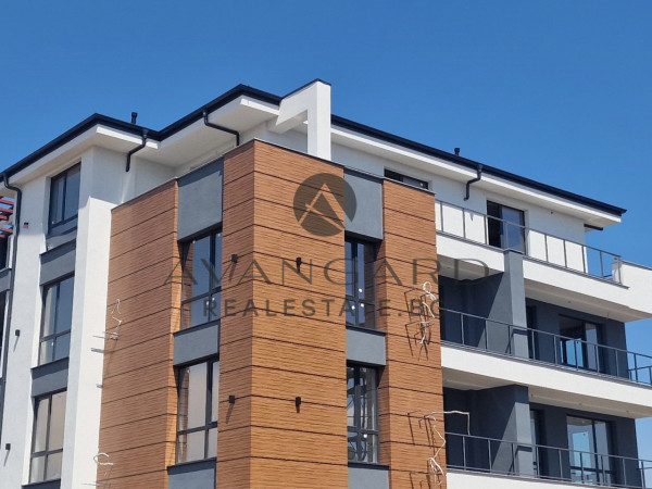 ДВУСТАЕН АПАРТАМЕНТ С ПАРКОМЯСТО