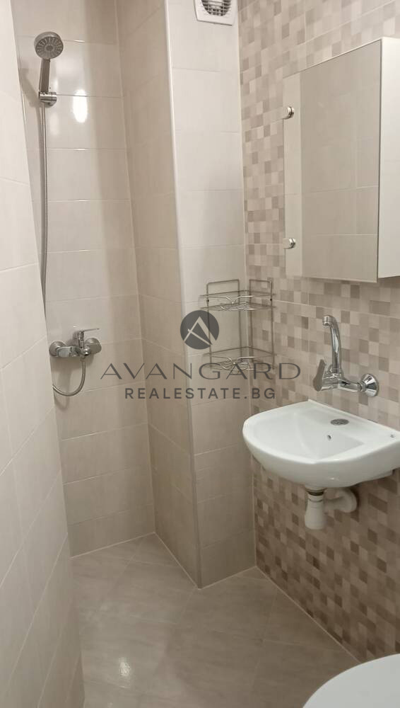 ЕДНОСТАЕН ОБЗАВЕДЕН! МАРАША!