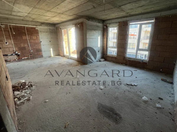 ACT 14! Three-room SMALL MODERN BUILDING