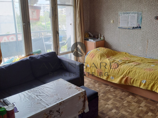 Three-room apartment with real square footage next to T-Market