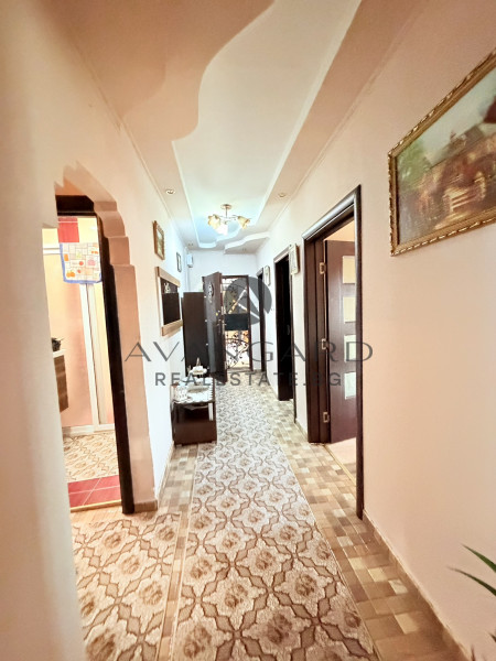 THREE-BEDROOM APARTMENT WITH FOUR SEPARATE ROOMS