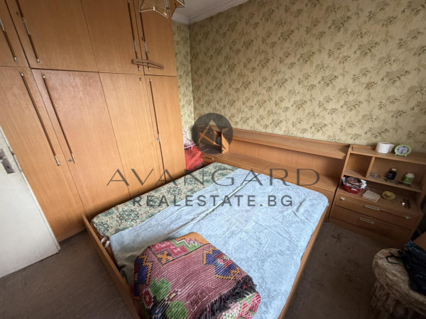 Three-room apartment next to Arimag
