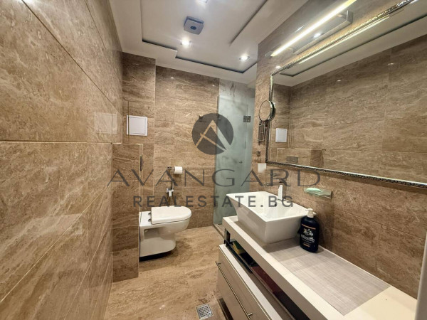 TOP LOCATION !!! THREE-ROOM APARTMENT NEAR H-L LENINGRAD !!! KARSHIYAKA !!! FREE PARKING!!!