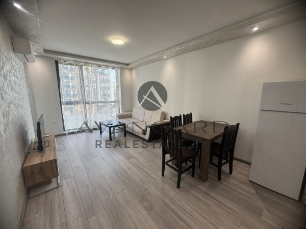 ДВУСТАЕН ОБЗАВЕДЕН ПЛАТИНУМ ХОУМС