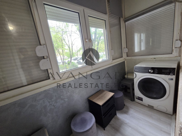 ЕКСКЛУЗИВНО!!! ТРИ ОТДЕЛНИ СТАИ !!! ОБЗАВЕДЕН/ТРАКИЯ !!!