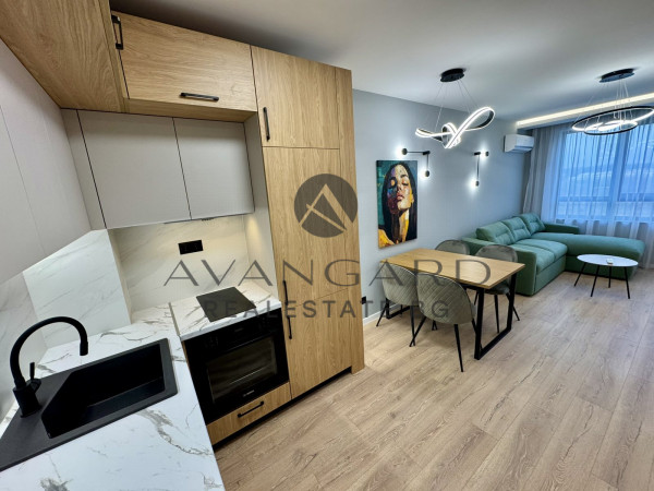 Луксозен двустаен Христо Смирненски