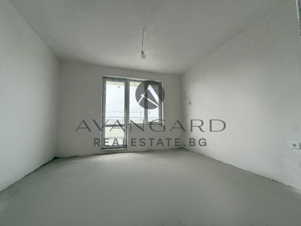 Двустаен с прекрасна тераса и ГАРАЖ