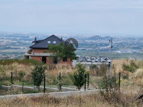 Парцел в с. Марково