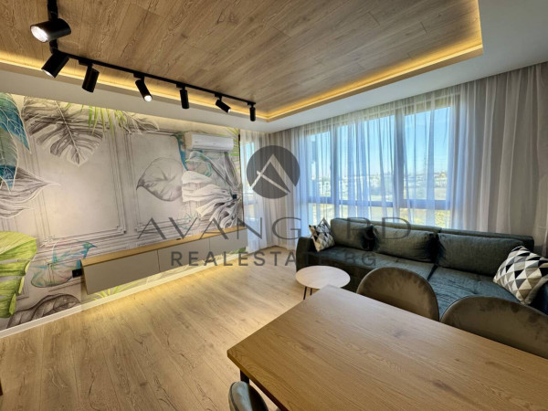 Луксозен двустаен с АКТ 16