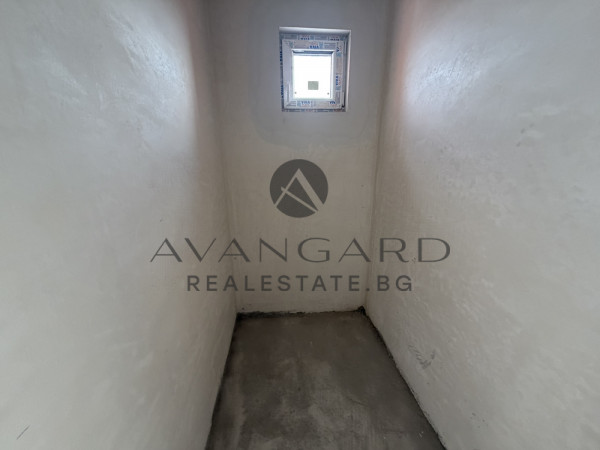 ПРЕД АКТ 16! Тристаен ТРАКИЯ ПОЛИКЛИНИКАТА