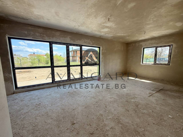 Едноетажна къща / Скутаре