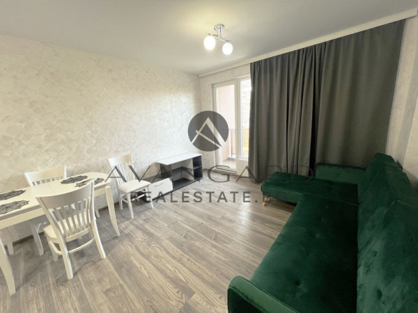 Обзаведен двустаен / Смирненски