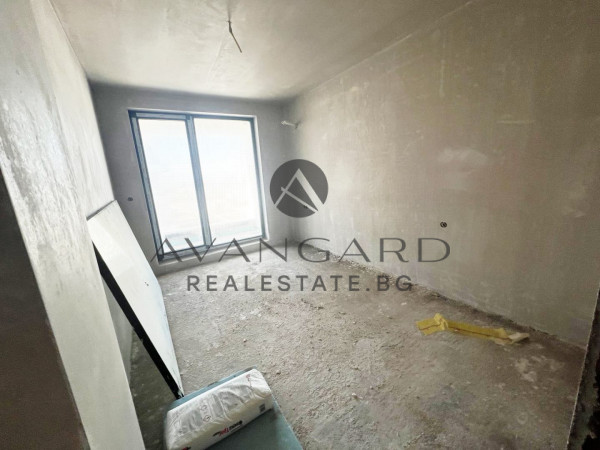 Двустаен апартамент пред акт 15 / Кършияка