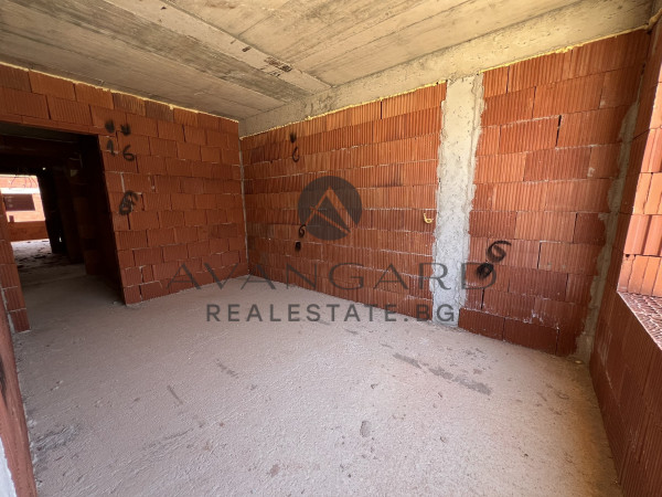 One -bedroom apartment with act 14