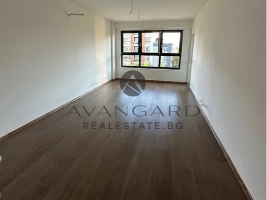 Тристаен апартамент с РЕАЛНА КВАДРАТУРА