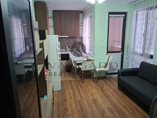 One-room furnished / South