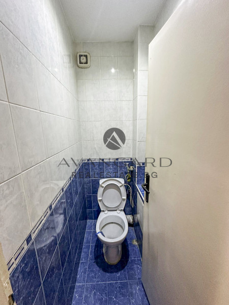 ДВУСТАЕН АПАРТАМЕНТ /  У-ЩЕ Д. ТАЛЕВ