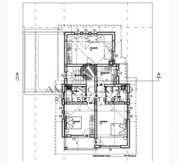 САМОСТОАТЕЛНА КЪЩА С ДВОР в с. СКУТАРЕ!