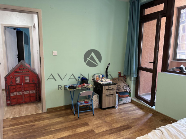 ТРИСТАЕН ОБЗАВЕДЕН / ТРАКИЯ