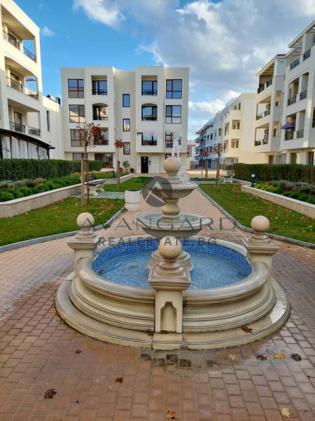 Четиристаен с ГАРАЖ И ПАРКОМЯСТО ГРЕБНА БАЗА