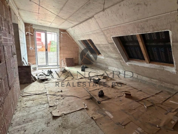 Three-room apartment next to the Military Hospital