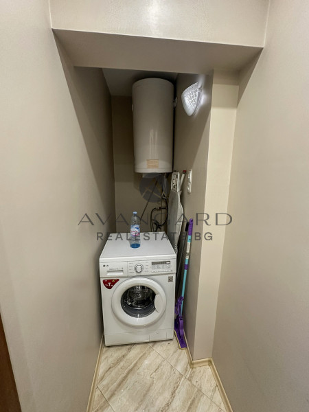 ТРИСТАЕН ОБЗАВЕДЕН С ВЪЗМОЖНОСТ ЗА ЗАКУПУВАНЕ НА ГАРАЖ/ У-ЩЕ Д. ТАЛЕВ