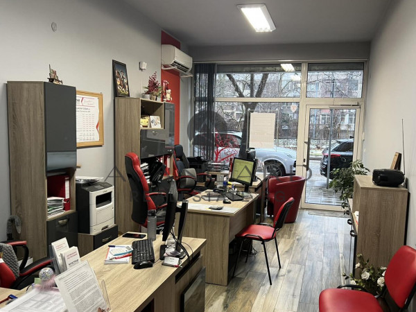 ТЪРГОВСКО ПОМЕЩЕНИЕ / ТОП ЛОКАЦИЯ