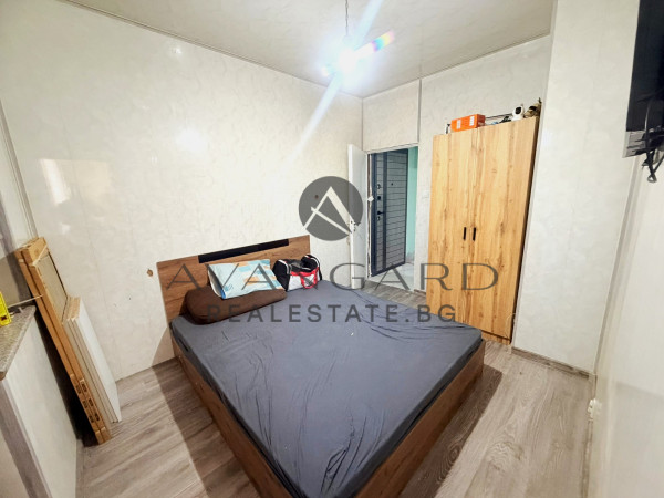 ТРИСТАЕН АПАРТАМЕНТ С ГАРАЖ В ЦЕНАТА !