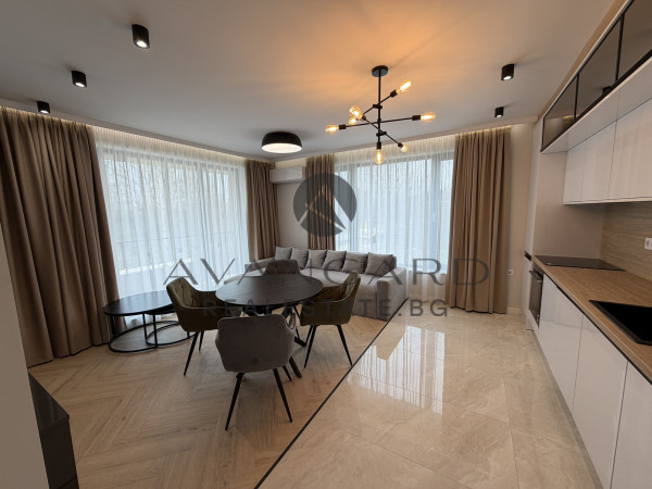 ЛУКСОЗЕН ДВУСТАЕН / ГРЕБНА БАЗА