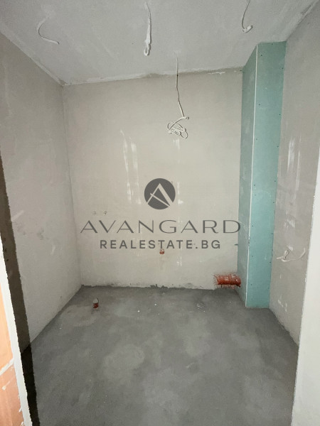 ACT 15 !!! TWO-ROOM APARTMENT!!! CENTER EAST !!!