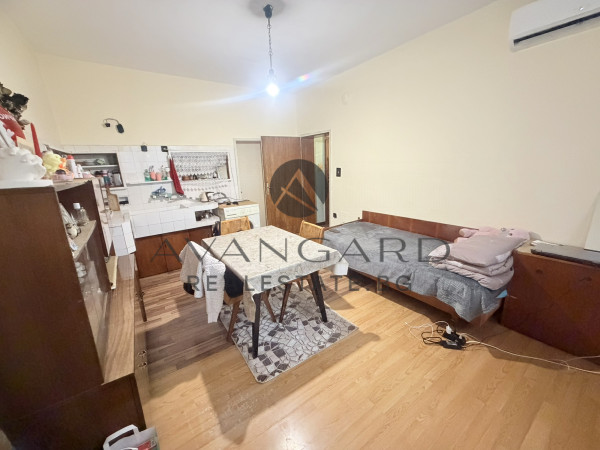 ЕТАЖ ОТ КЪЩА ДО УМБАЛ ПЪЛМЕД