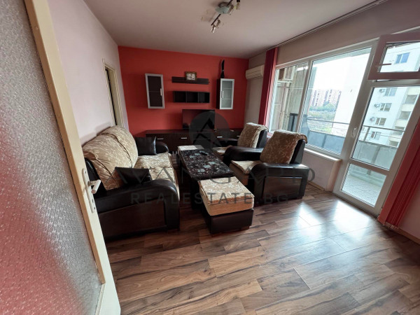 ТРИСТАЕН АПАРТАМЕНТ С РЕАЛНА КВАДРАТУРА ДО ПАРК ЛАУТА!!!