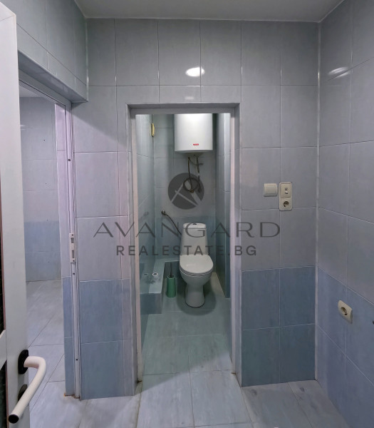 ТРИСТАЕН ОБЗАВЕДЕН АПАРТАМЕНТ! КЮЧУК ПАРИЖ!