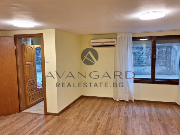 Едностаен апартамент / Смирненски