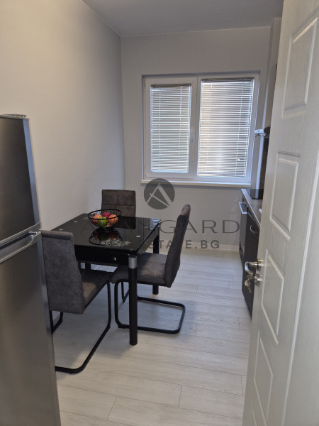 ТРИСТАЕН ОБЗАВЕДЕН АПАРТАМЕНТ! КЮЧУК ПАРИЖ!