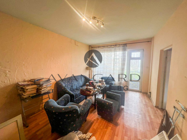 Тристаен РЕАЛНА КВАДРАТУРА / ТРАКИЯ