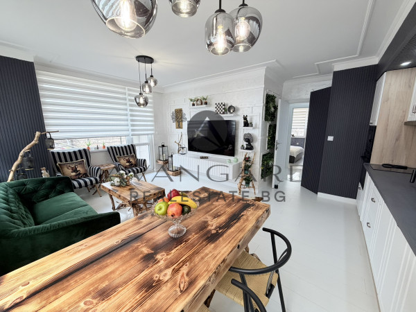 ЛУКСОЗЕН ТРИСТАЕН В МАЛКА СГРАДА !