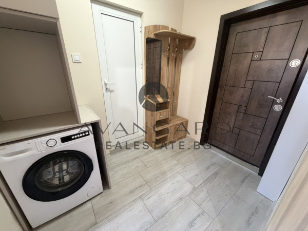 ИЗГОДНО! Обзаведен двустаен ПАНАИРА