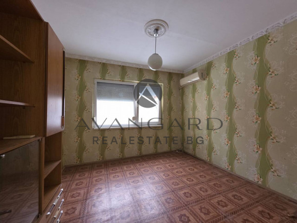 ИЗГОДНО! Тристаен РЕАЛНА КВАДРАТУРА