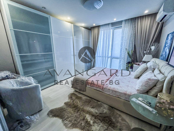 ДВУЕТАЖНА КЪЩА БЕЛОМОРСКИ