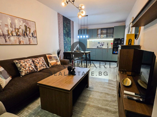 ТОП ЛОКАЦИЯ! ТРИСТАЕН НОВОТЕЛА