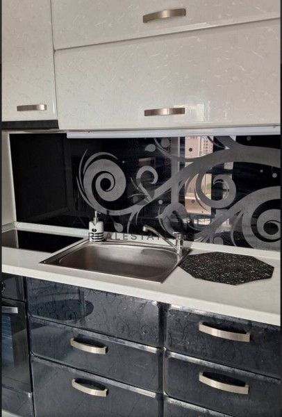 Двустаен обзаведен / Смирненски