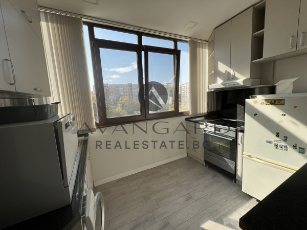 Саниран тристаен апартамент до Акваленд