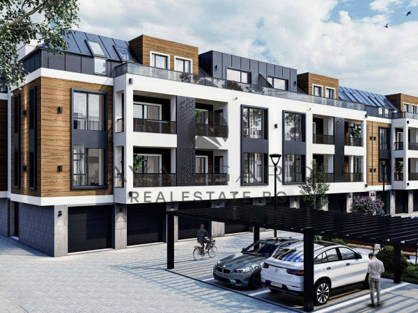 ТРИСТАЕН АПАРТАМЕНТ С ПАРКОМЯСТО! ОСТРОМИЛА!