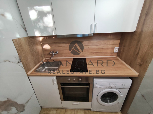 Two -bedroom apartment / Kyuchuk Paris